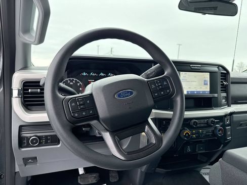 New 2026 Ford F350 XLT w/ FX4 Off-Road Package AWD/4WD image 11