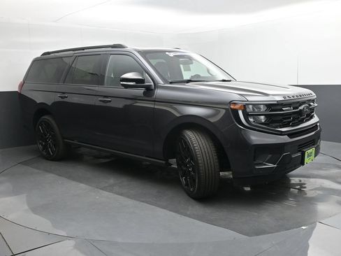 New 2026 Ford Expedition Max Platinum w/ Stealth Performance Package AWD/4WD image 31