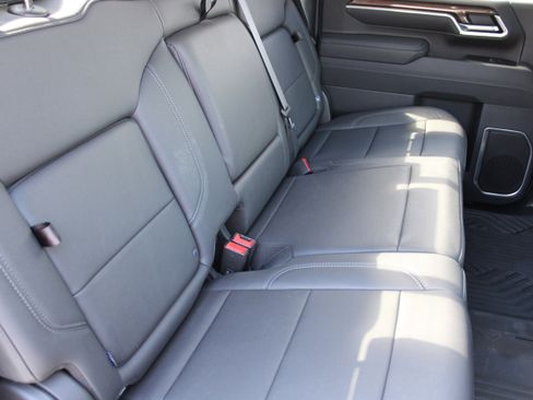 Used 2025 Chevrolet Silverado 2500 LT w/ All Star Edition image 16