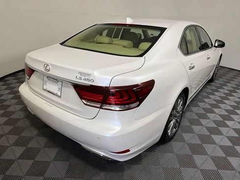 Used 2016 Lexus LS 460 w/ Comfort Package RWD image 6