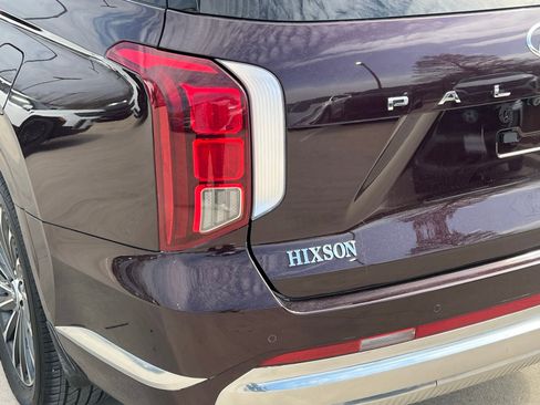Used 2024 Hyundai Palisade Calligraphy image 13