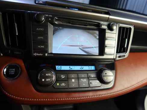 Used 2014 Toyota RAV4 Limited image 23
