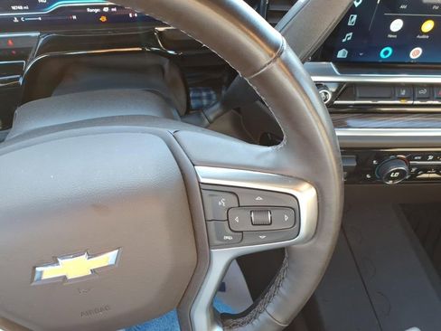 Used 2025 Chevrolet Silverado 2500 LT AWD/4WD image 22