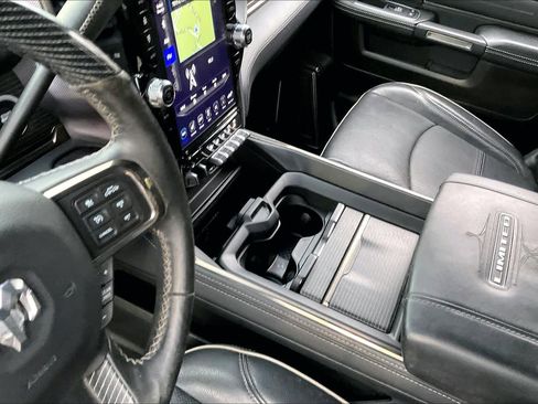 Used 2019 RAM 3500 Limited AWD/4WD image 16