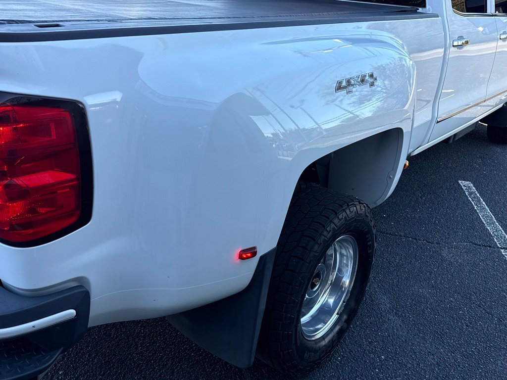 Used 2016 Chevrolet Silverado 3500 High Country w/ Duramax Plus Package AWD/4WD image 18