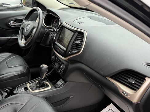 Used 2014 Jeep Cherokee Limited w/ Luxury Group image 15