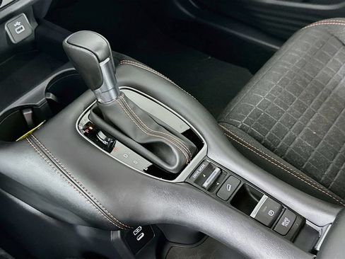 Certified 2025 Honda HR-V Sport image 17