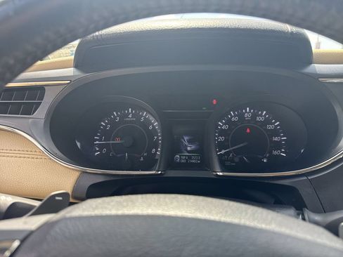 Used 2017 Toyota Avalon XLE Plus FWD image 21