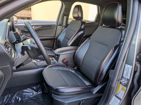 Used 2024 Ford Escape ST-Line image 23