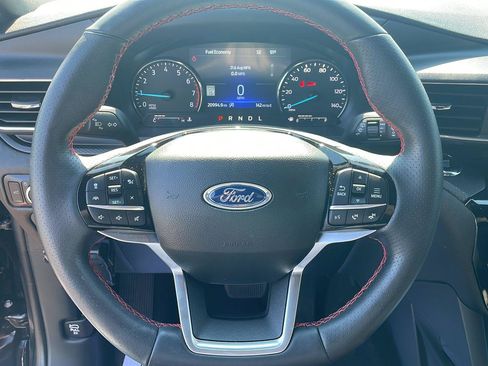 Used 2023 Ford Explorer ST-Line w/ Class IV Trailer Tow Package AWD/4WD image 14