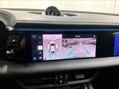 Used 2025 Porsche Macan 4 Electric image 20