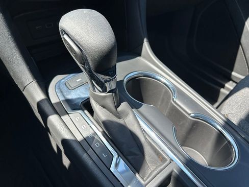 Used 2023 Chevrolet Equinox LT w/ LPO, Floor Liner Package AWD/4WD image 34