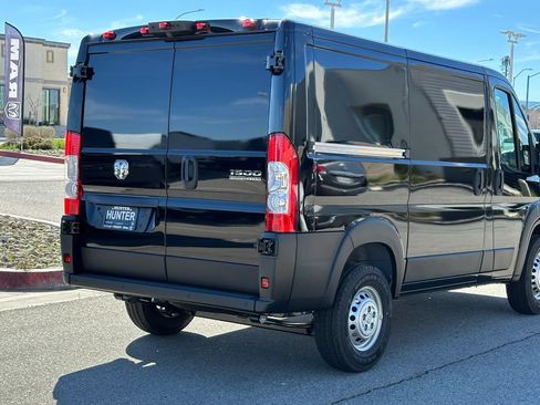 New 2026 RAM ProMaster 1500 w/ Safety Group FWD image 7