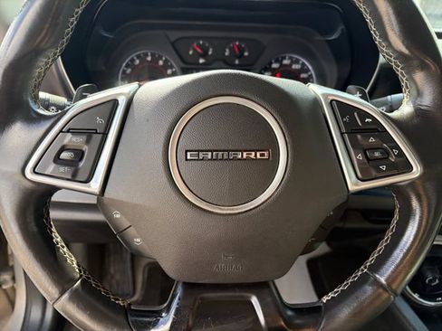 Used 2016 Chevrolet Camaro LT RWD image 6