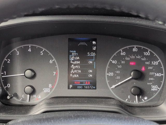 Certified 2023 Toyota Corolla Cross LE FWD image 25