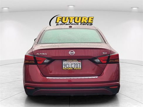 Used 2022 Nissan Altima 2.5 SV image 5