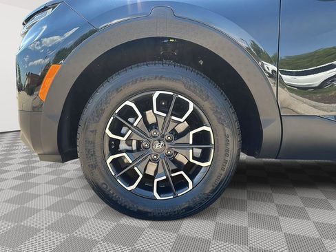 Used 2024 Hyundai Santa Cruz SEL AWD/4WD image 9