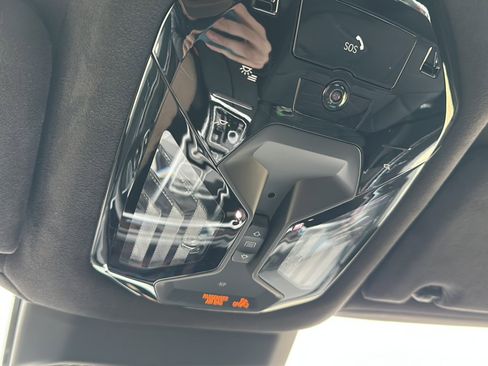 New 2026 BMW 740i image 28