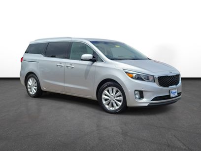 Used 2017 Kia Sedona EX