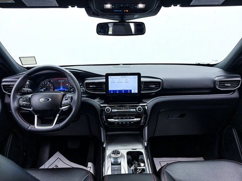 Used 2023 Ford Explorer ST-Line w/ Class IV Trailer Tow Package image 30