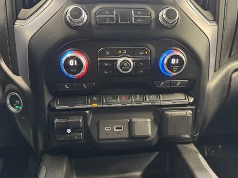 Used 2019 GMC Sierra 1500 Elevation image 24