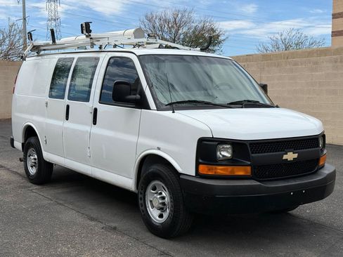 Used 2013 Chevrolet Express 2500 RWD image 1