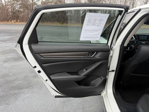 Used 2020 Honda Accord EX-L image 10