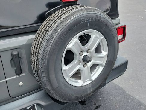 Used 2020 Jeep Wrangler Unlimited Sport S AWD/4WD image 8