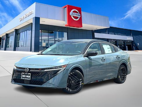 New 2026 Nissan Sentra SR w/ Floor Mat Package FWD image 1