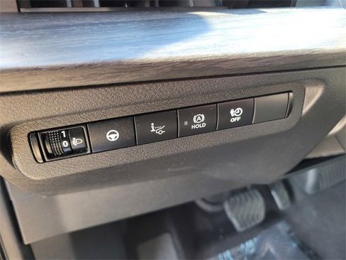 Used 2024 Nissan Ariya AWD image 19