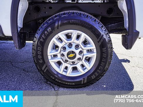 Used 2025 Chevrolet Silverado 2500 LT w/ Convenience Package image 15