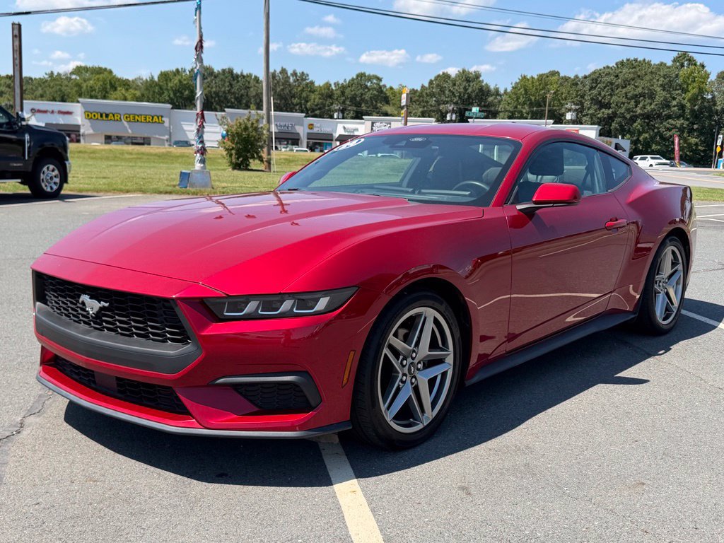 Used 2024 Ford Mustang Coupe RWD image 8