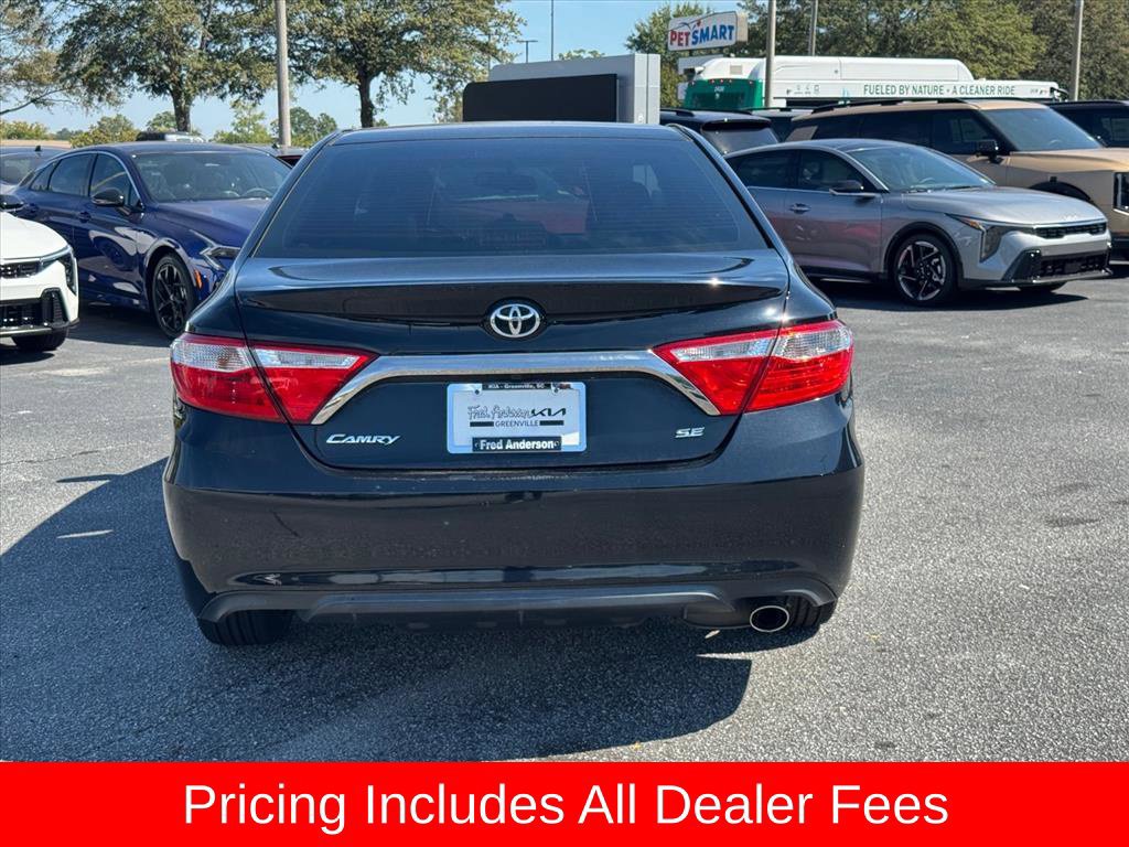 Used 2017 Toyota Camry SE FWD image 4