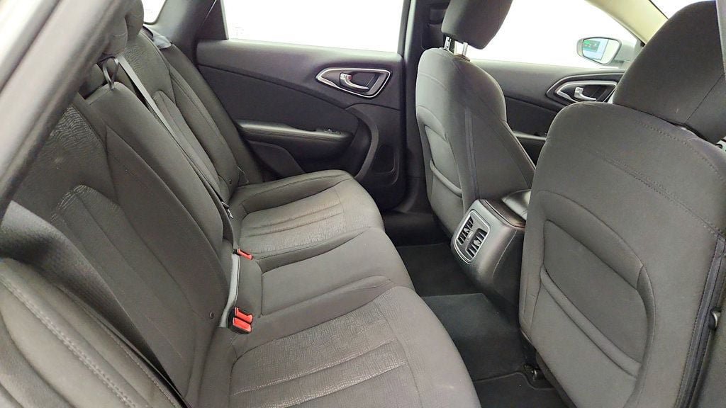 Used 2015 Chrysler 200 Limited w/ Convenience Group FWD image 24