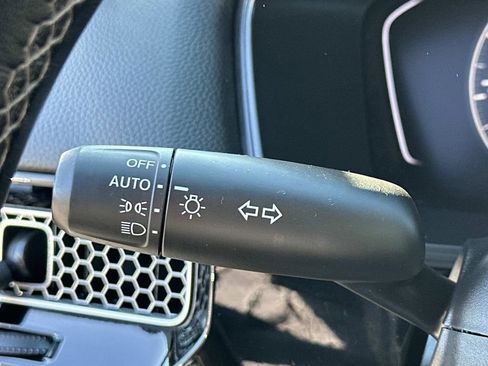 Used 2022 Honda Civic Sport image 19