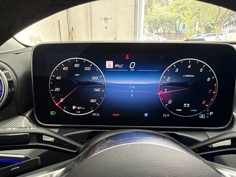 New 2027 Mercedes-Benz CLE 300 4MATIC Coupe image 24