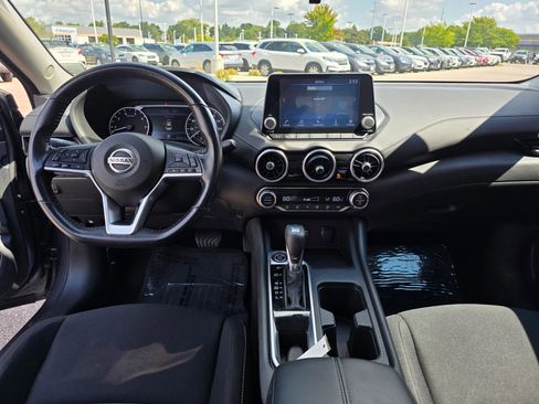Used 2021 Nissan Sentra SV image 10