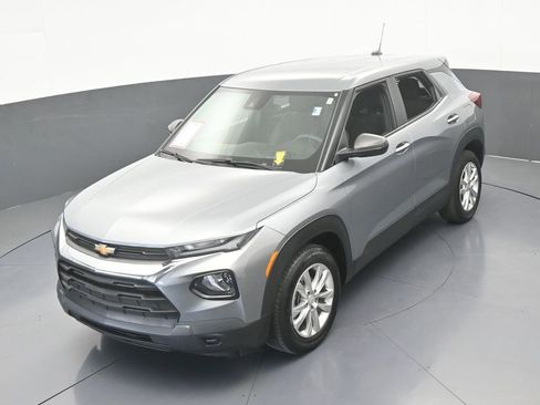 Used 2023 Chevrolet TrailBlazer LS FWD image 44