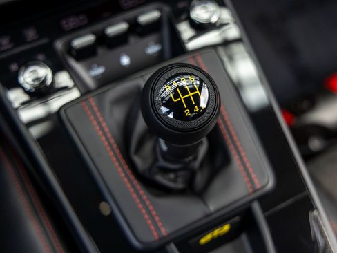 Certified 2024 Porsche 911 GT3 image 41