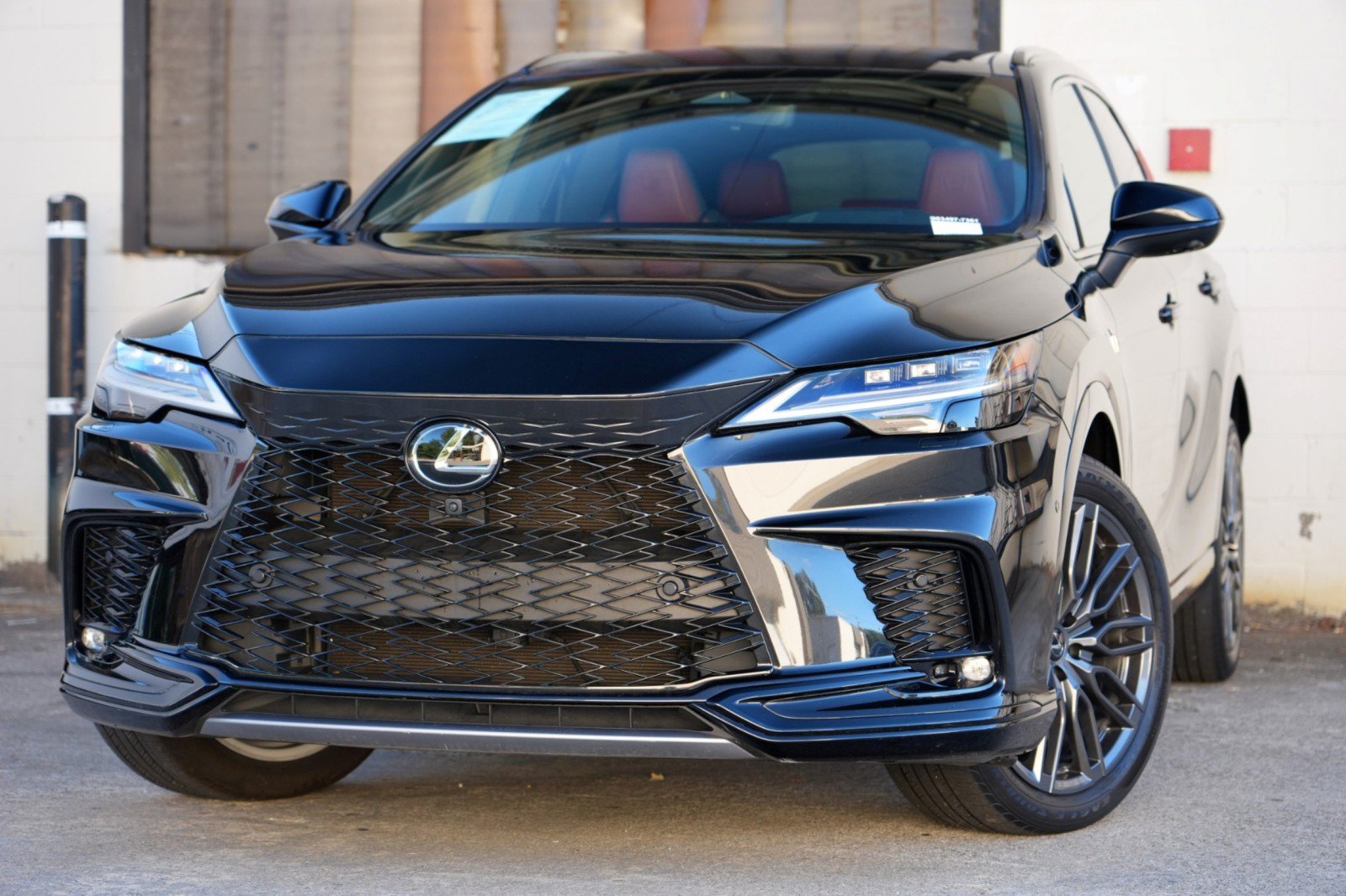 Used 2023 Lexus RX 500h F Sport w/ Accessory Package (Z1) AWD/4WD image 3