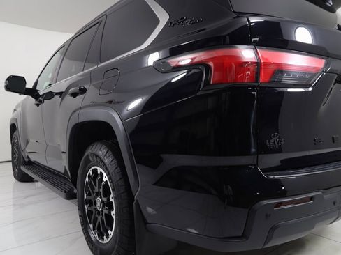 Used 2024 Toyota Sequoia Limited image 30