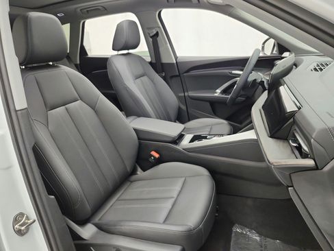 Used 2025 Audi Q5 Premium w/ Convenience Package AWD/4WD image 20