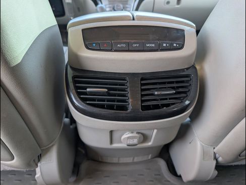 Used 2009 Acura MDX w/ Technology Package AWD/4WD image 21