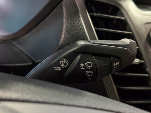 Used 2019 Ford Transit Connect XL image 25