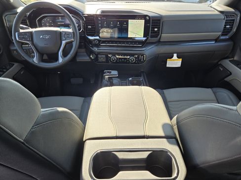 New 2026 Chevrolet Silverado 1500 ZR2 image 8