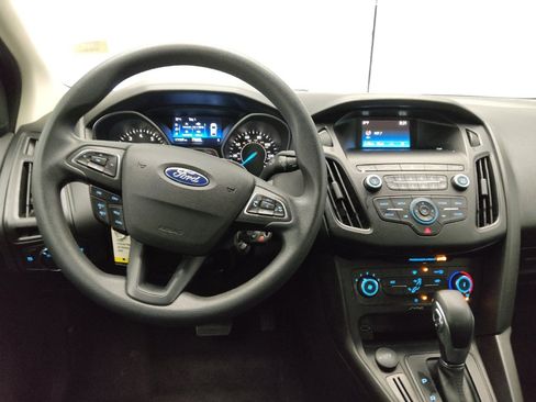 Used 2018 Ford Focus SE image 22