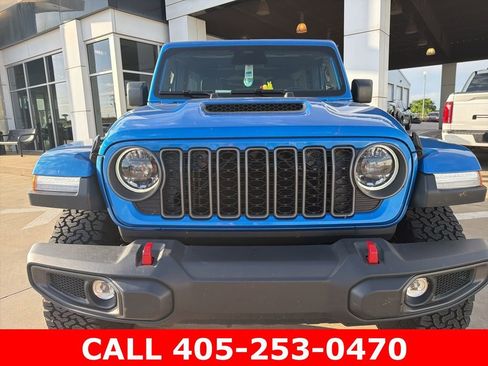 Used 2026 Jeep Wrangler Unlimited Rubicon AWD/4WD image 15