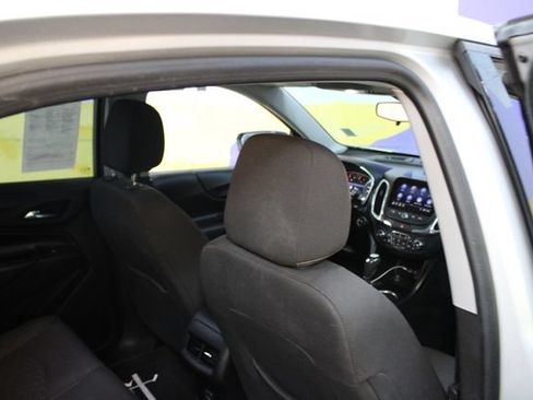 Used 2020 Chevrolet Equinox LT w/ Redline Edition AWD/4WD image 10