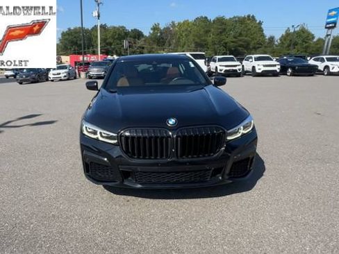 Used 2021 BMW 740i xDrive w/ Luxury Rear Seating Package AWD/4WD image 6