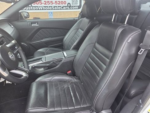 Used 2012 Ford Mustang Premium image 6
